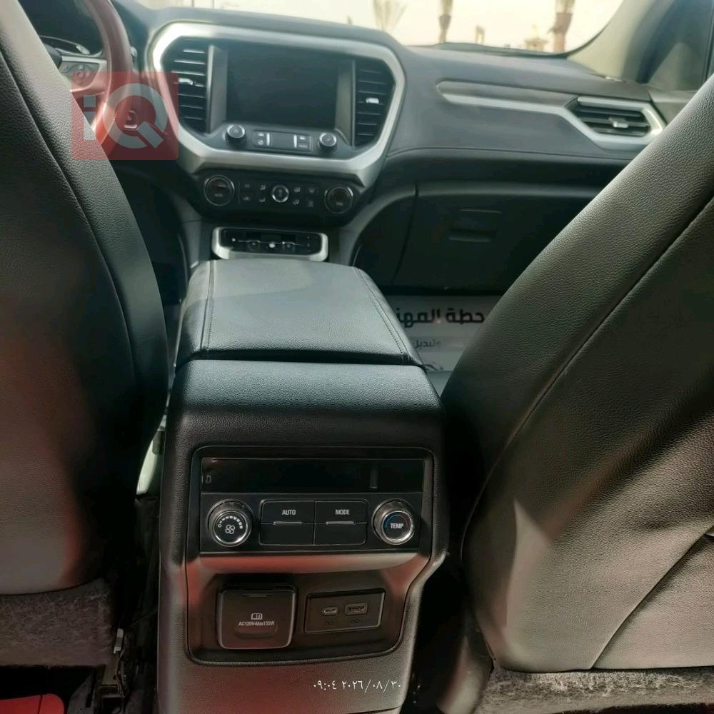 GMC Acadia